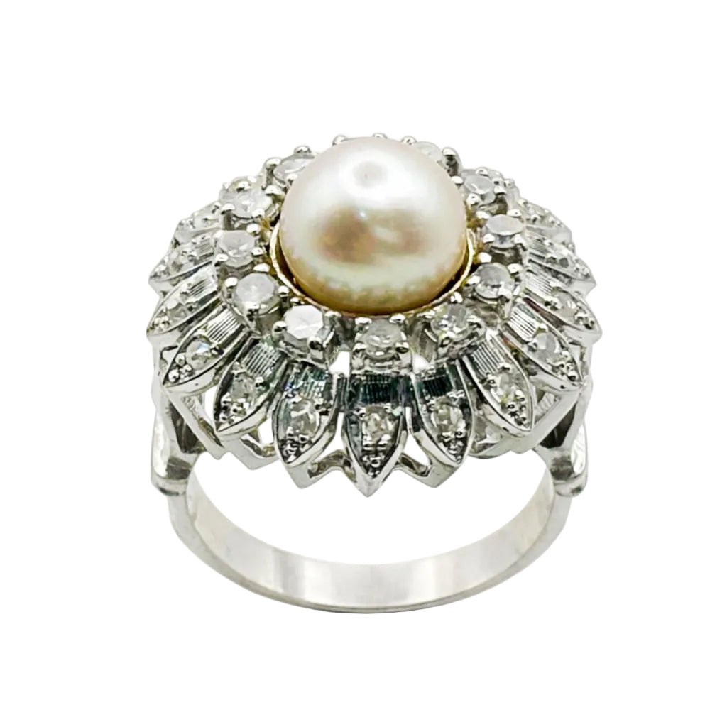 Bague en or blanc, diamants, et perle - Castafiore