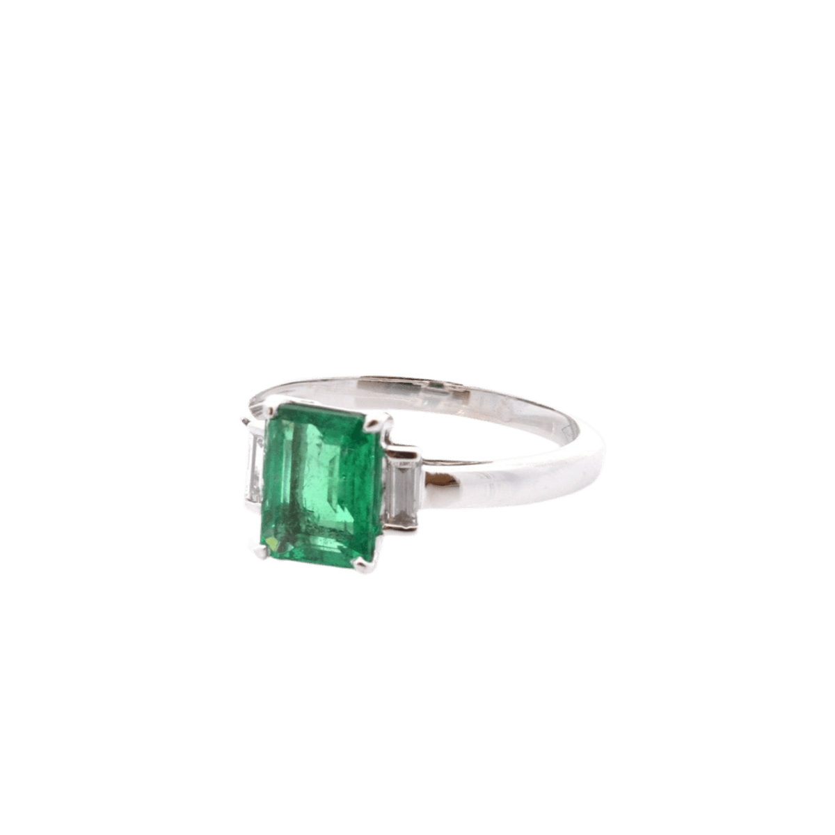 Bague en or blanc, émeraude et diamants - Castafiore