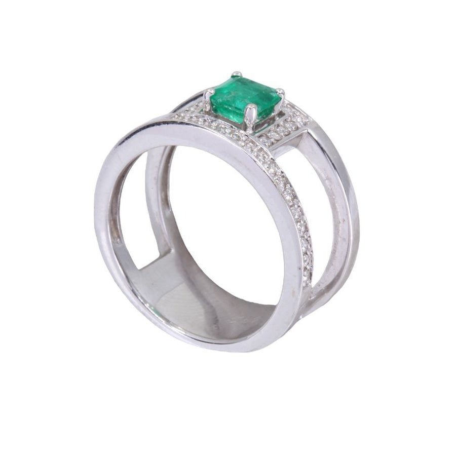 Bague en or blanc, émeraude et diamants - Castafiore