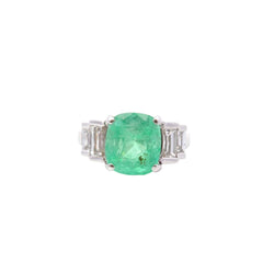 Bague en or blanc, émeraude et diamants - Castafiore