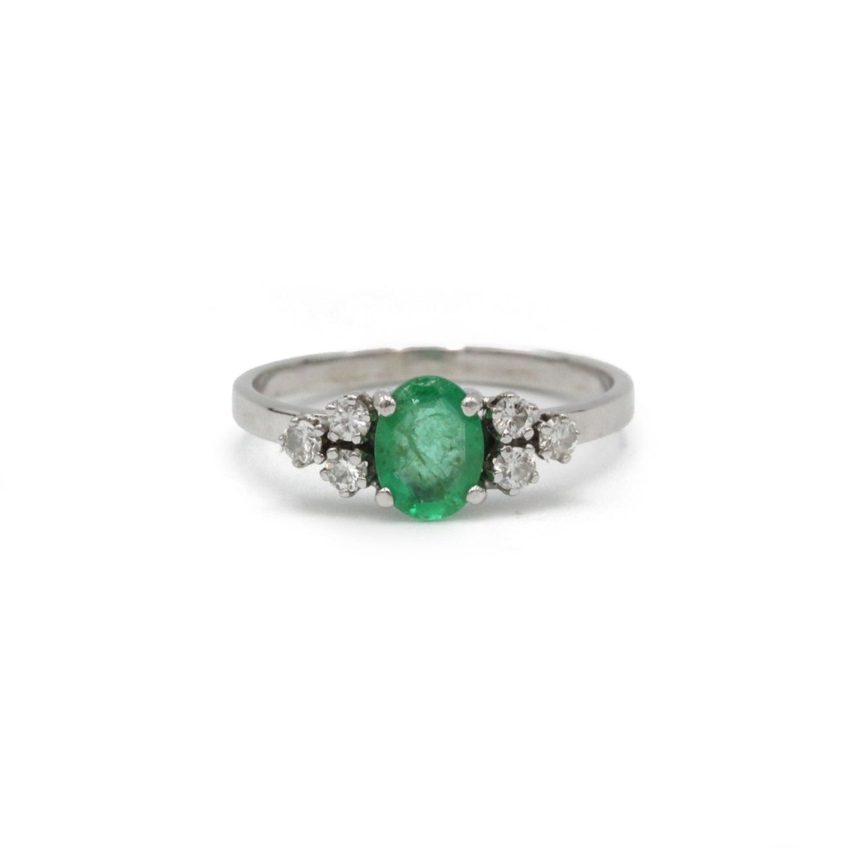 Bague en or blanc, émeraude et diamants - Castafiore