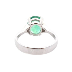 Ring emerald and diamonds in 18k gold