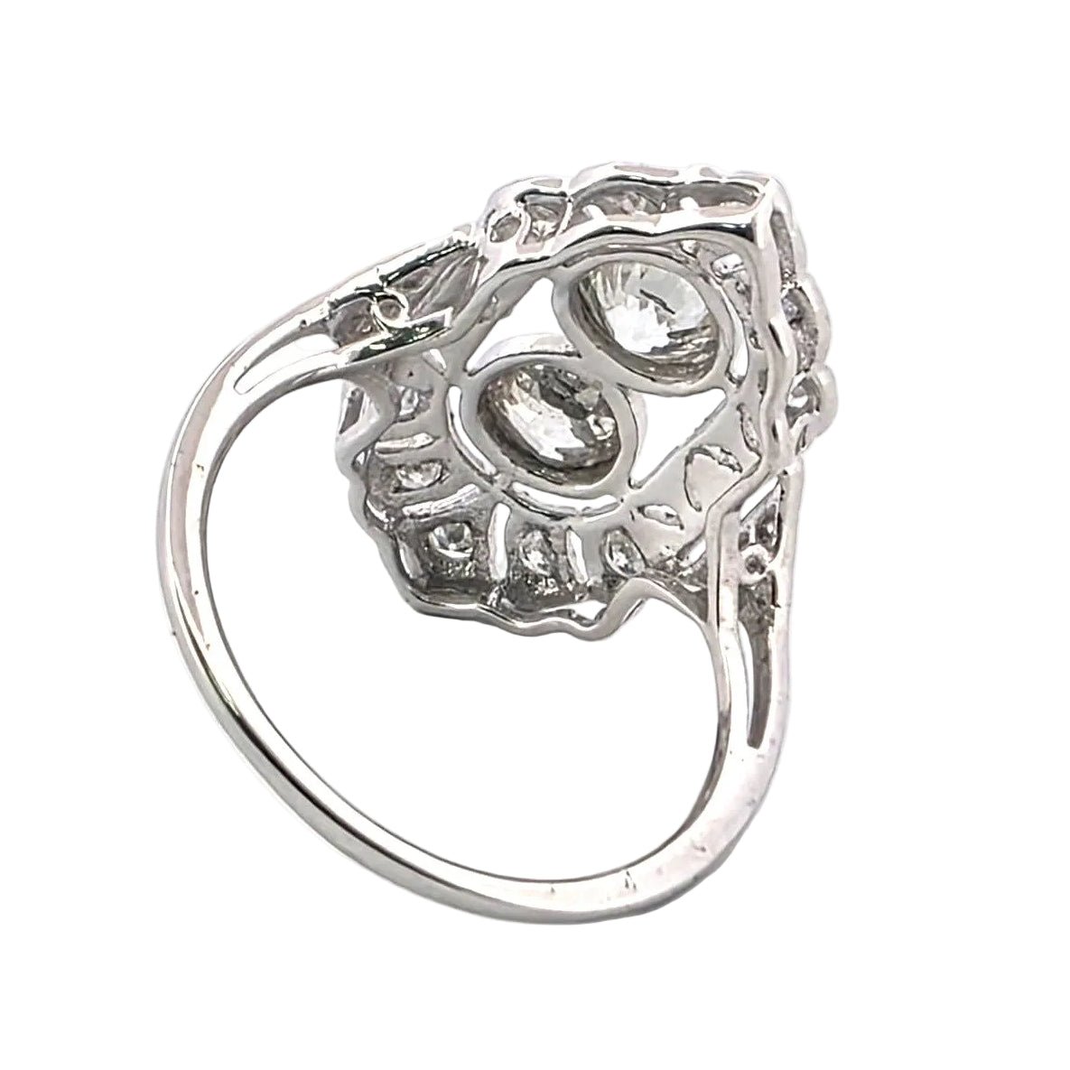 Bague en or blanc et diamants - Castafiore