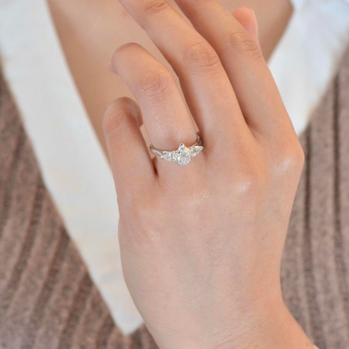 Bague en or blanc et diamants - Castafiore