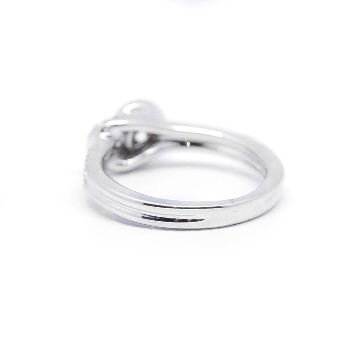 Bague en or blanc et diamants - Castafiore