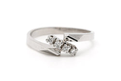 Bague en or blanc et diamants - Castafiore