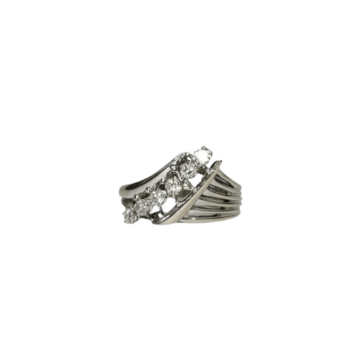 Bague en or blanc et diamants - Castafiore