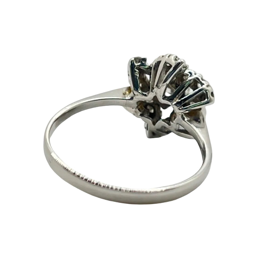 Bague en or blanc et diamants - Castafiore