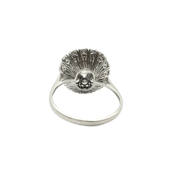 Bague en or blanc et diamants - Castafiore