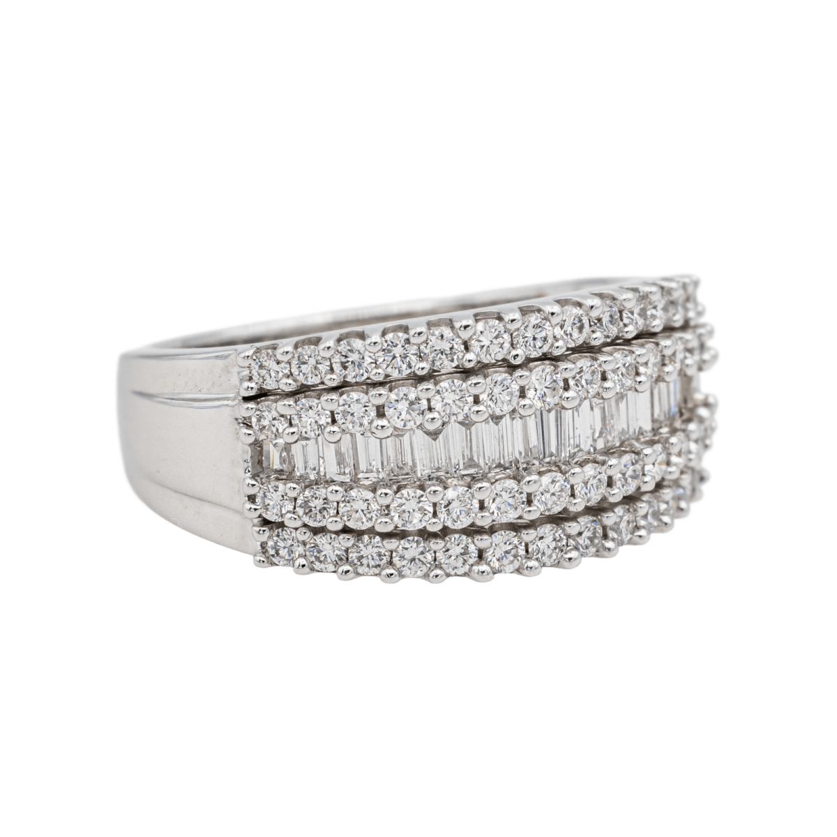 Bague en or blanc et diamants - Castafiore
