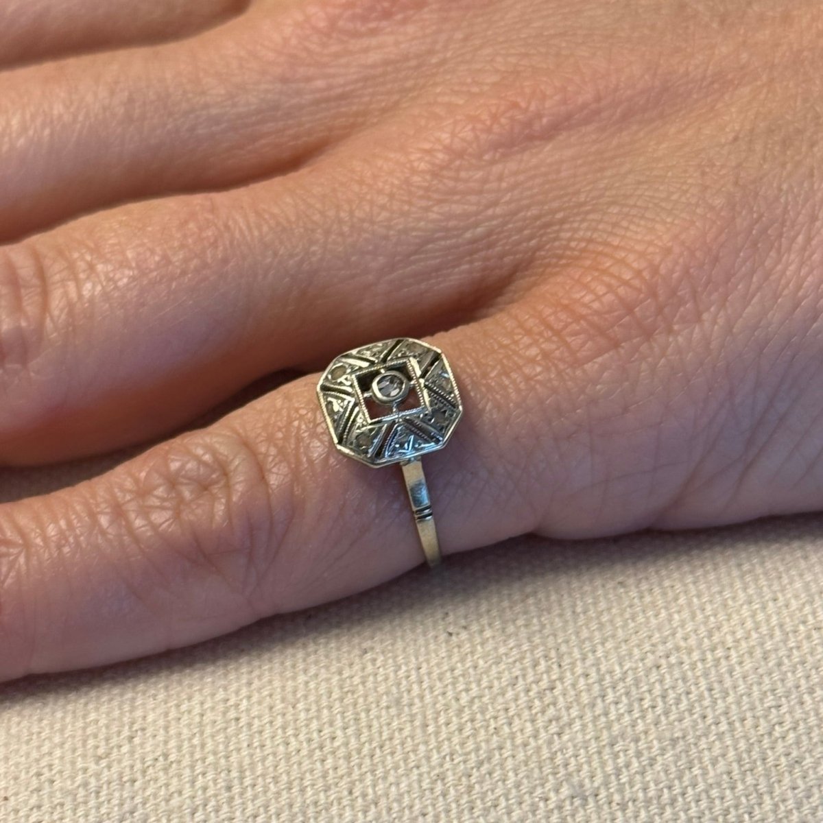 Bague en or blanc et diamants - Castafiore