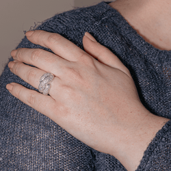 Bague en or blanc et diamants - Castafiore