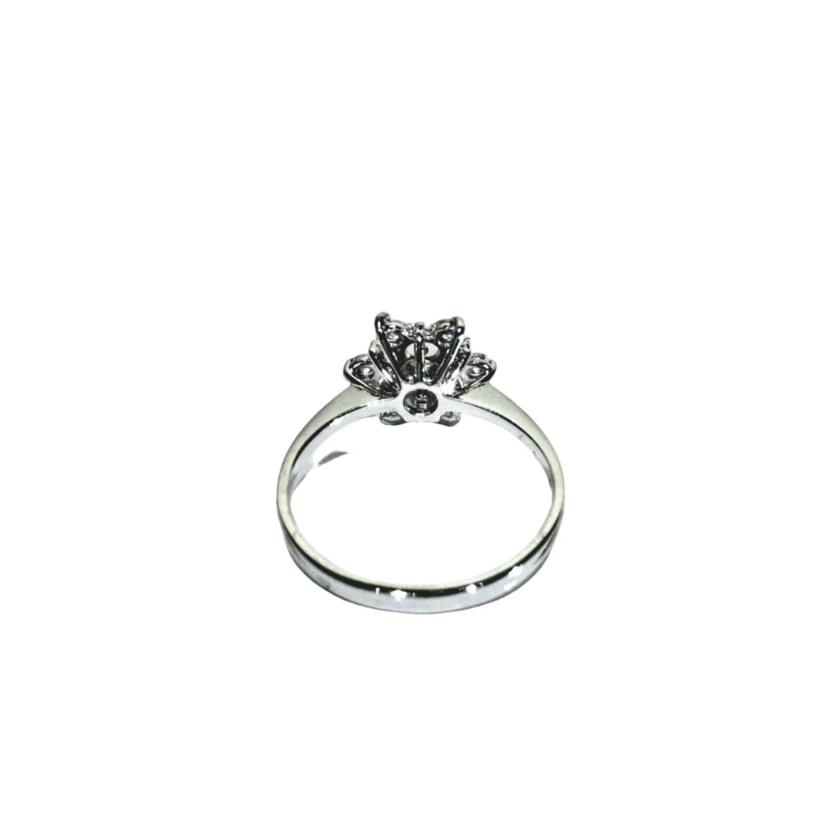 Bague en or blanc et diamants - Castafiore