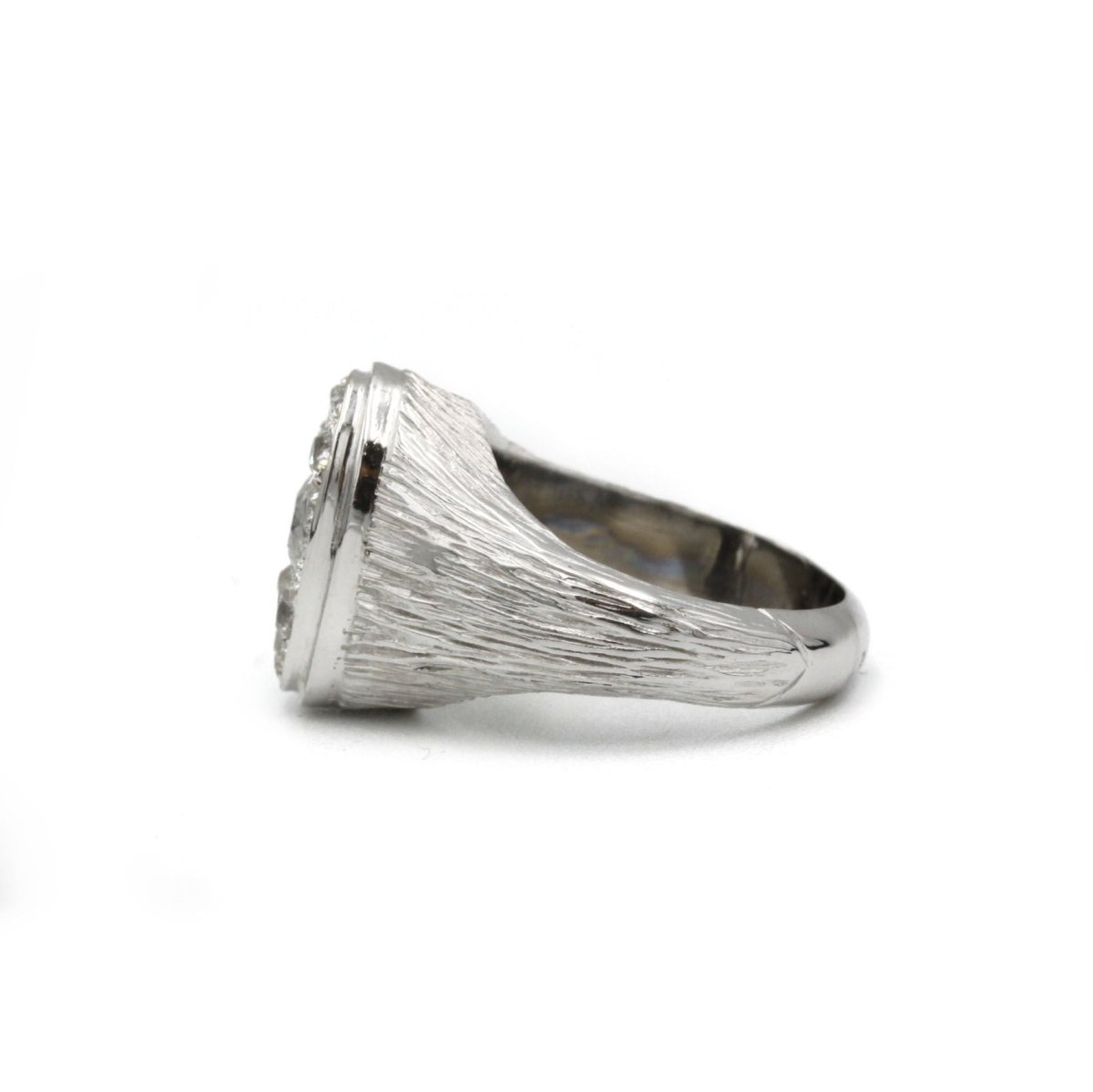 Bague en or blanc et diamants - Castafiore