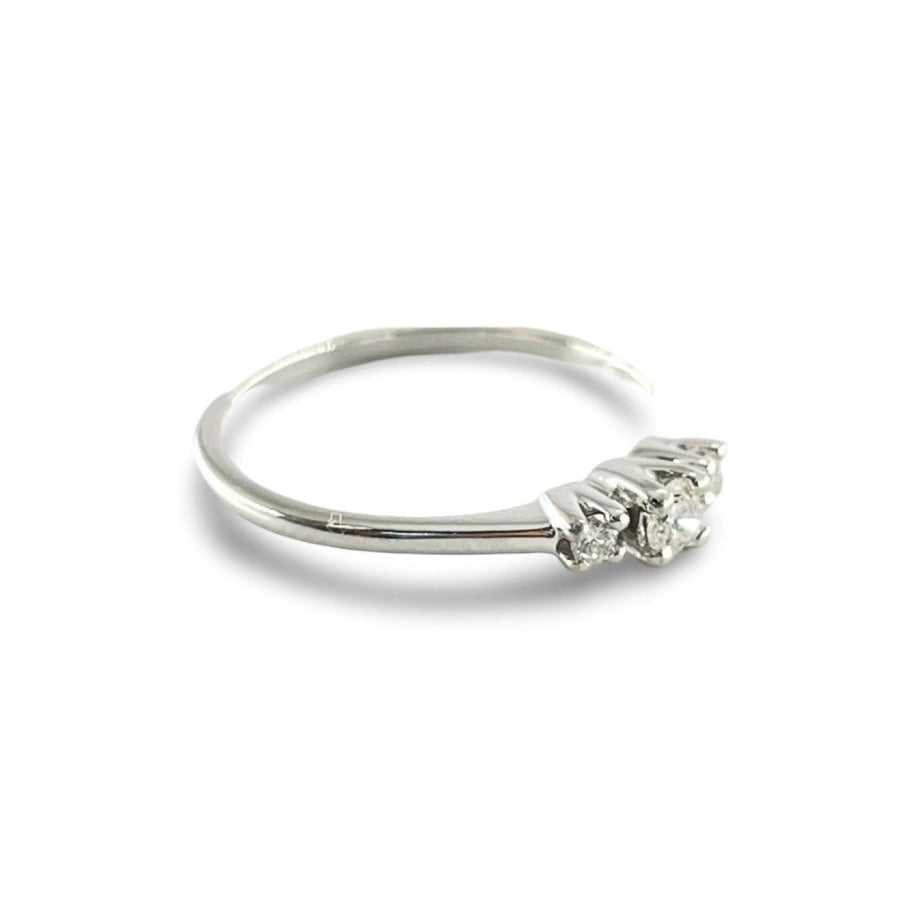 Bague en or blanc et diamants - Castafiore