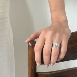 Bague en or blanc et diamants - Castafiore