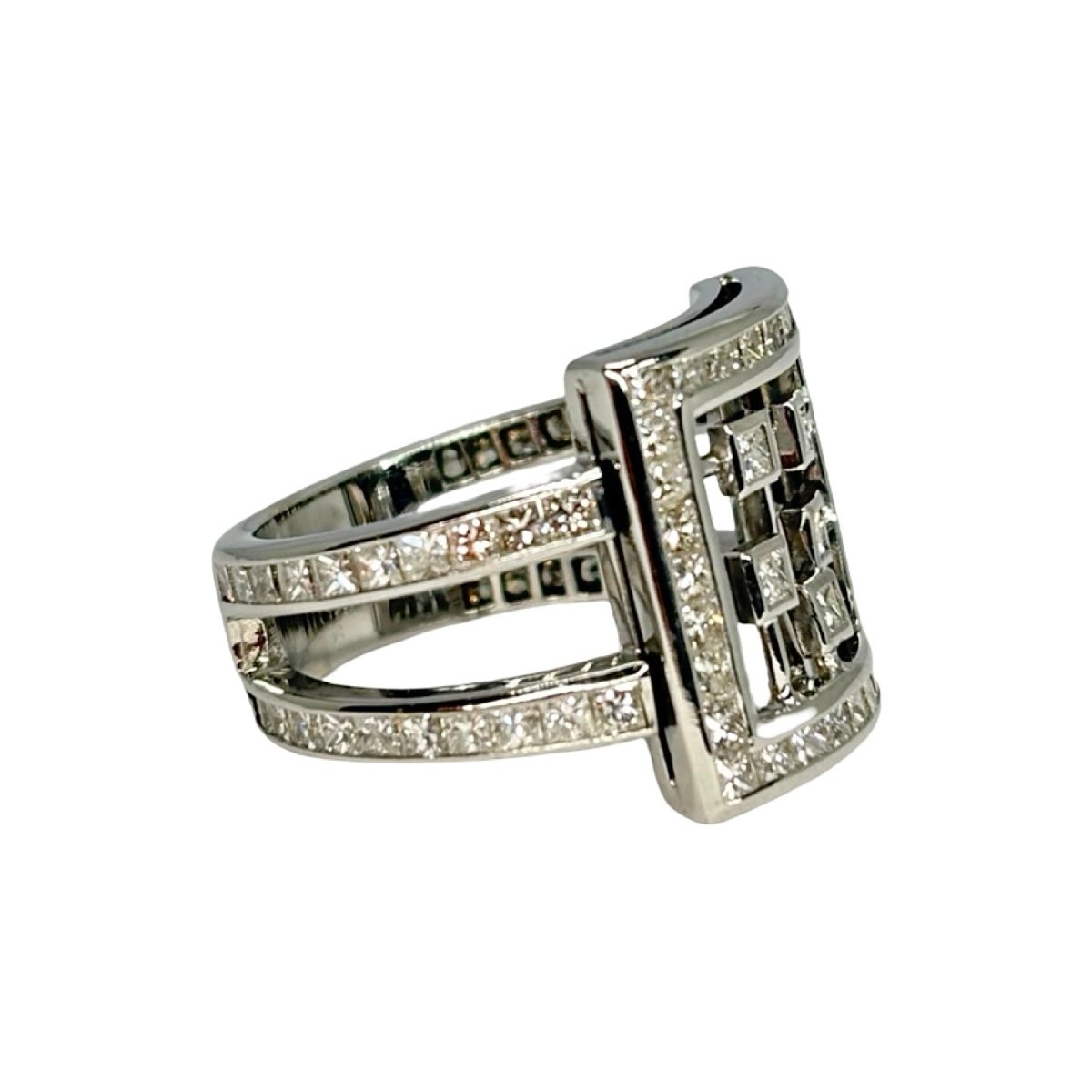 Bague en or blanc et diamants - Castafiore
