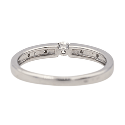 Bague en or blanc et diamants - Castafiore