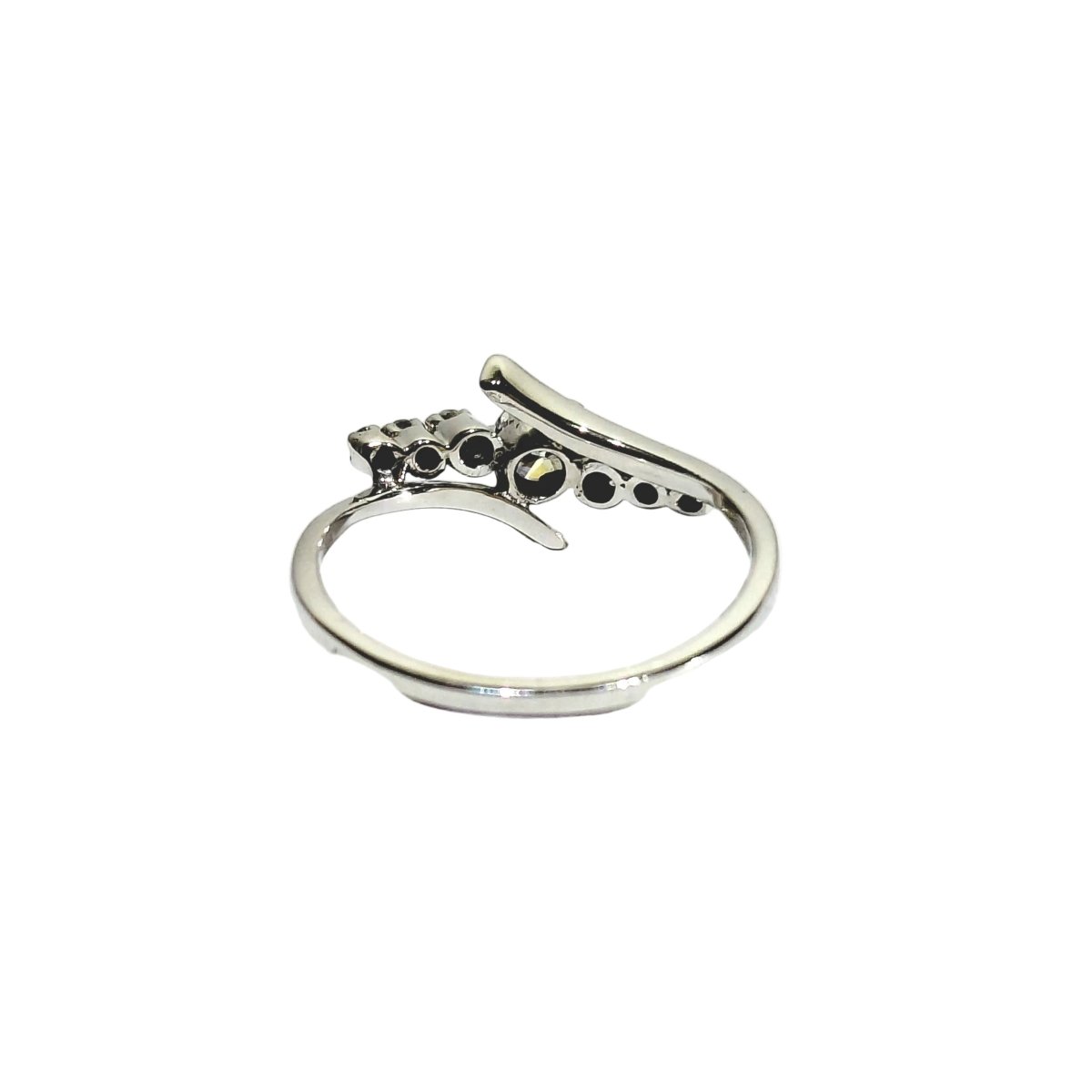 Bague en or blanc et diamants - Castafiore