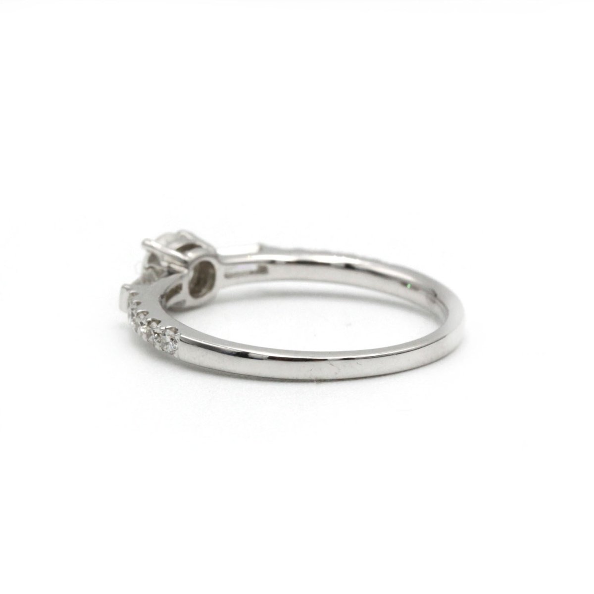 Bague en or blanc et diamants - Castafiore