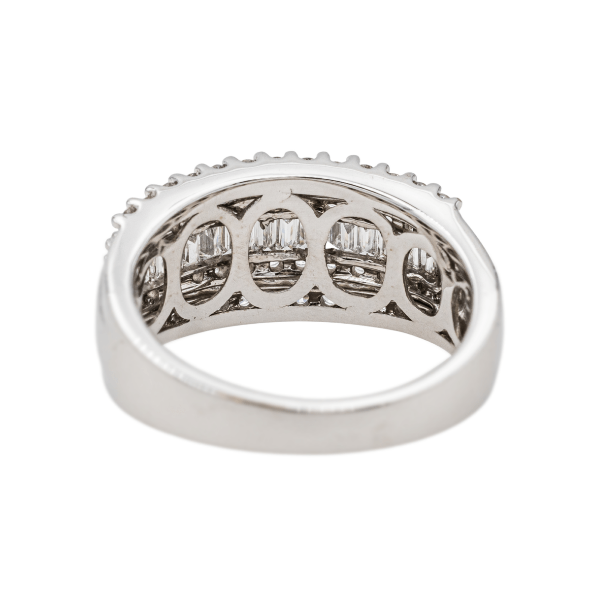 Bague en or blanc et diamants - Castafiore
