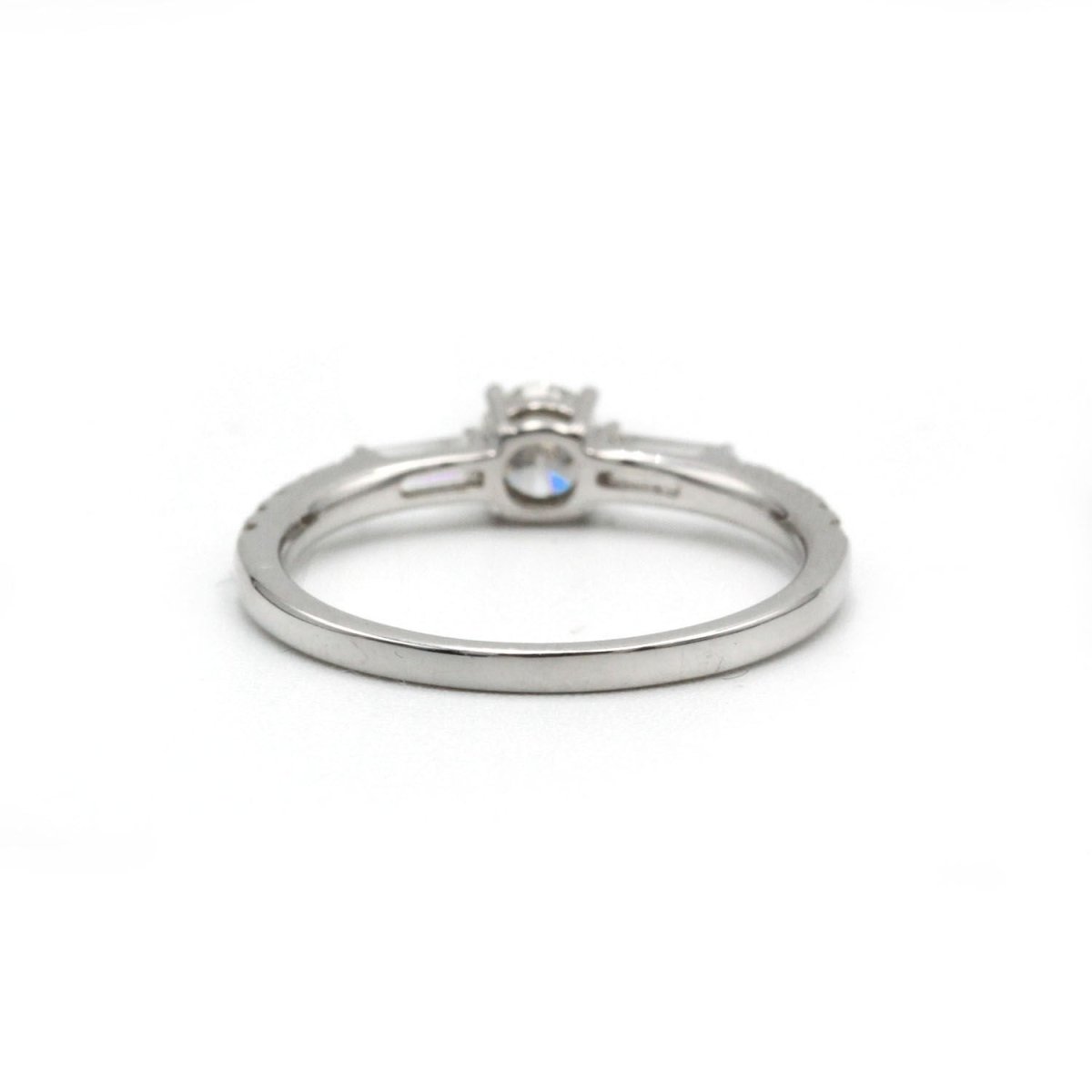 Bague en or blanc et diamants - Castafiore