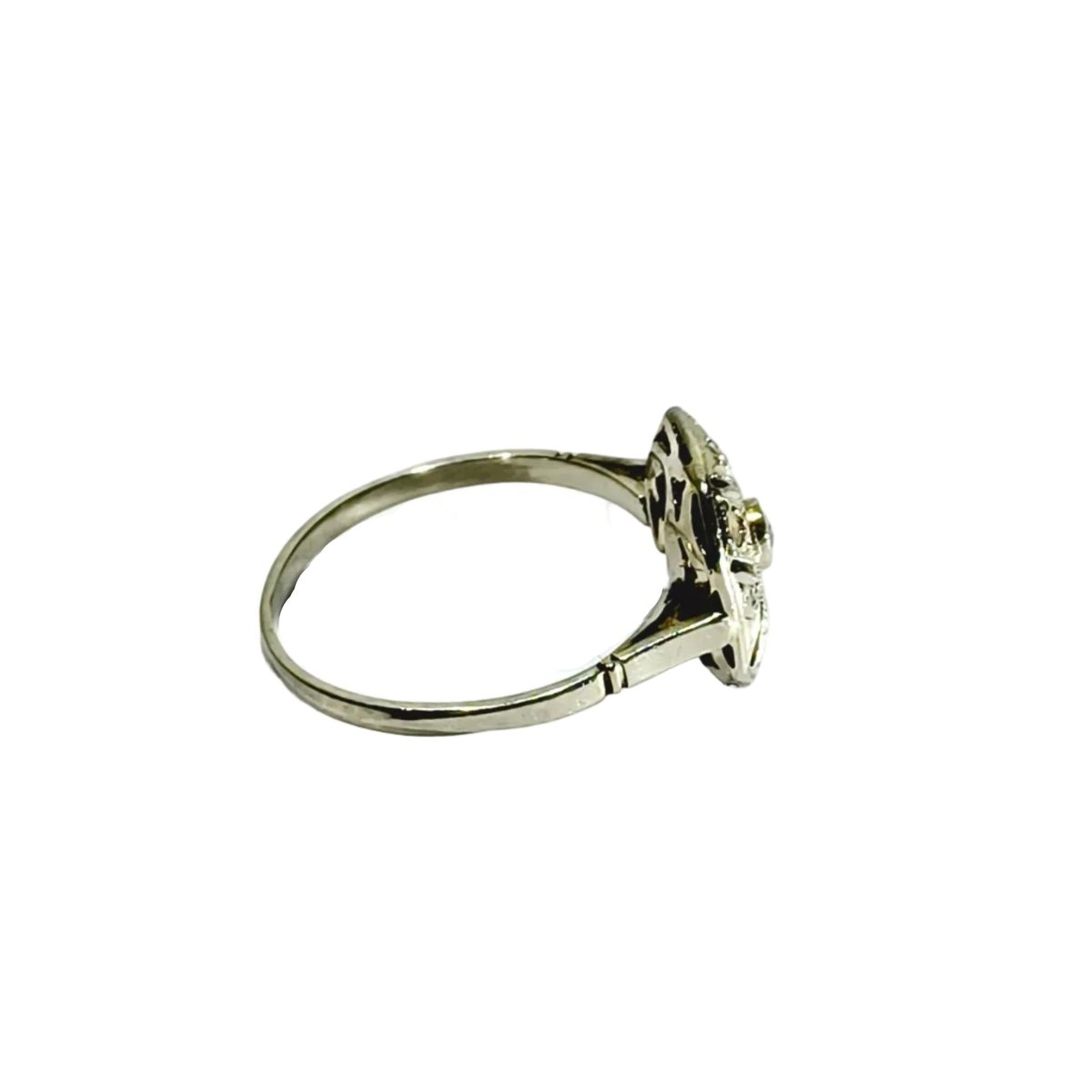 Bague en or blanc et diamants - Castafiore