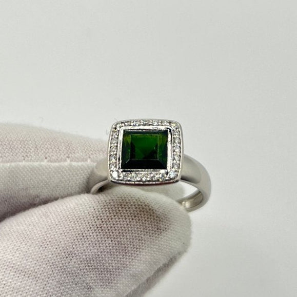 Bague en or blanc et tourmaline verte - Castafiore