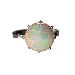 Bague en or blanc, opale et diamants - Castafiore