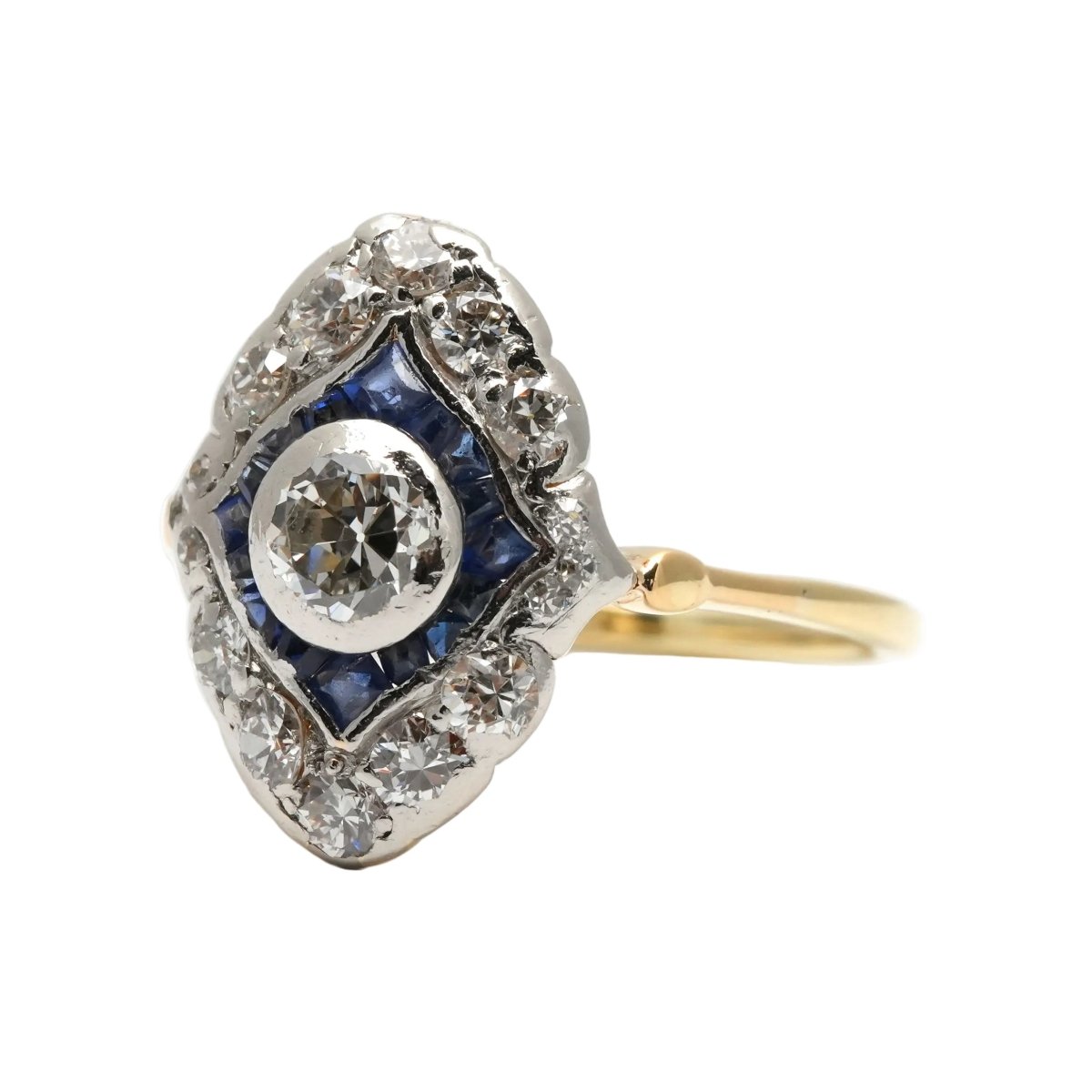 Bague en or blanc, or jaune, saphir et diamants - Castafiore