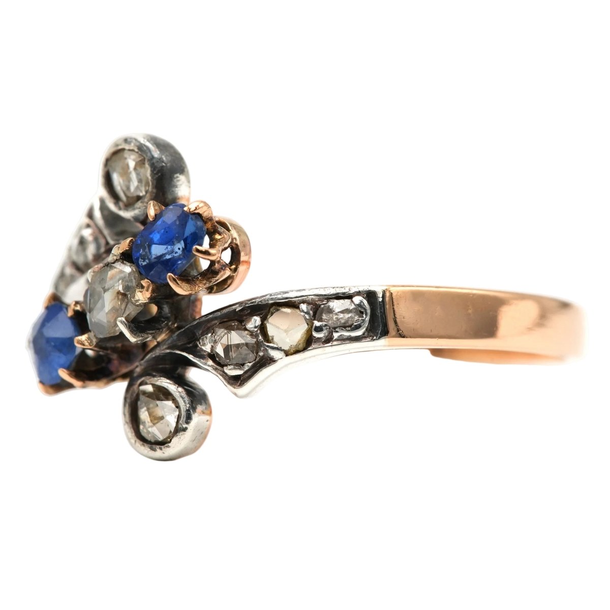 Bague en or blanc, or jaune, saphirs et diamants - Castafiore