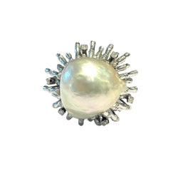 Bague en or blanc, perles et diamants - Castafiore