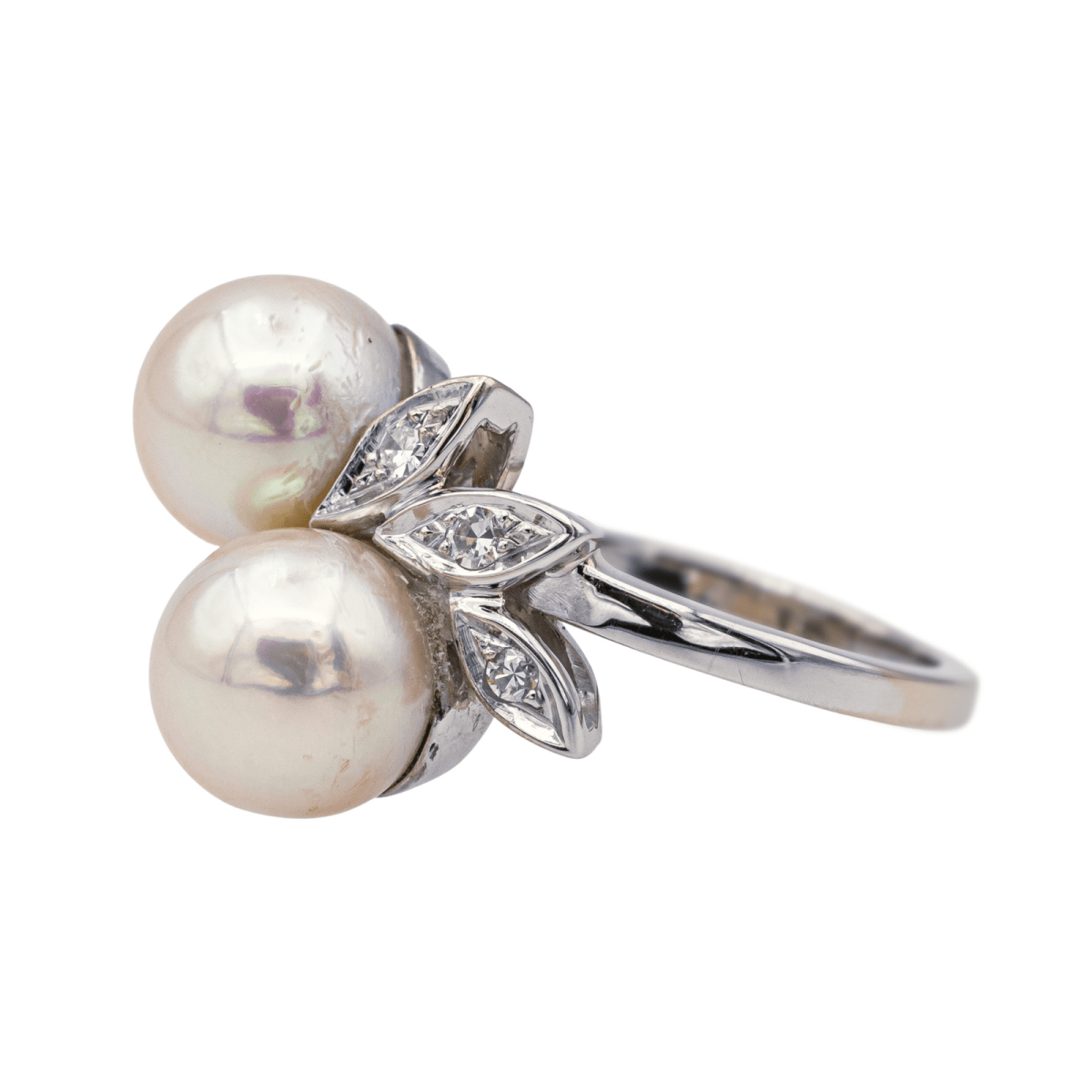 Bague en or blanc, perles et diamants - Castafiore