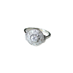 Bague en or blanc, platine, et diamants - Castafiore