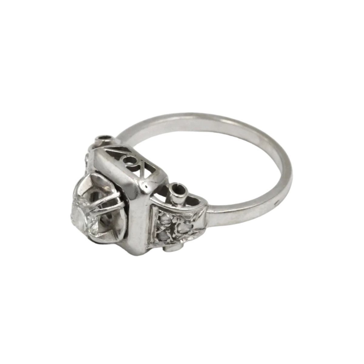 Bague en or blanc, platine et diamants - Castafiore