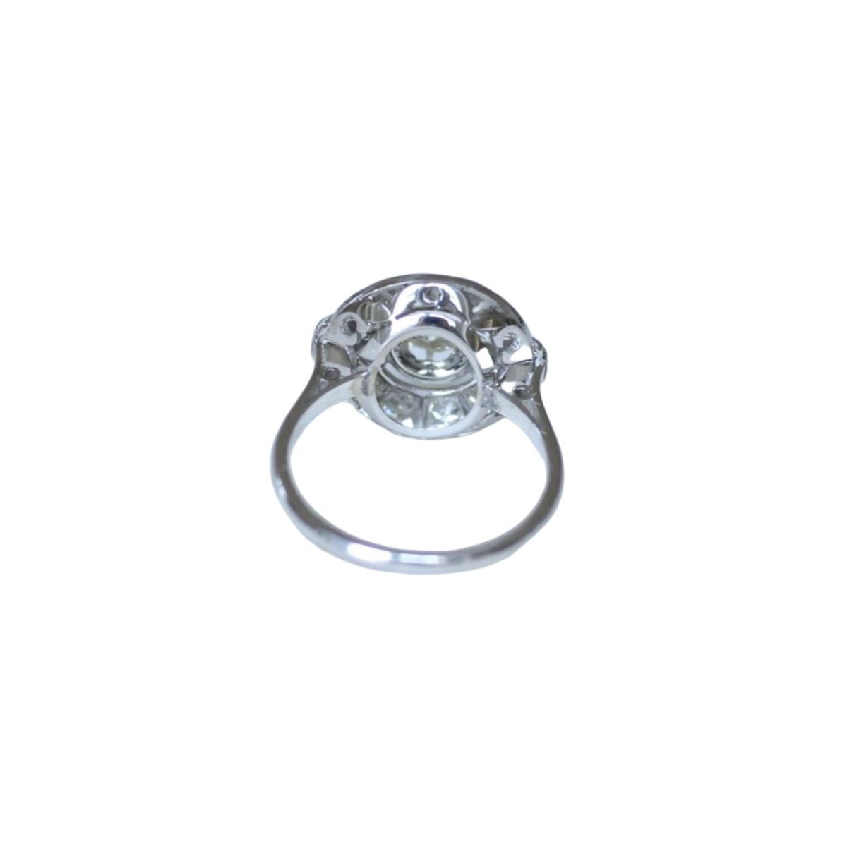Bague en or blanc, platine, et diamants - Castafiore