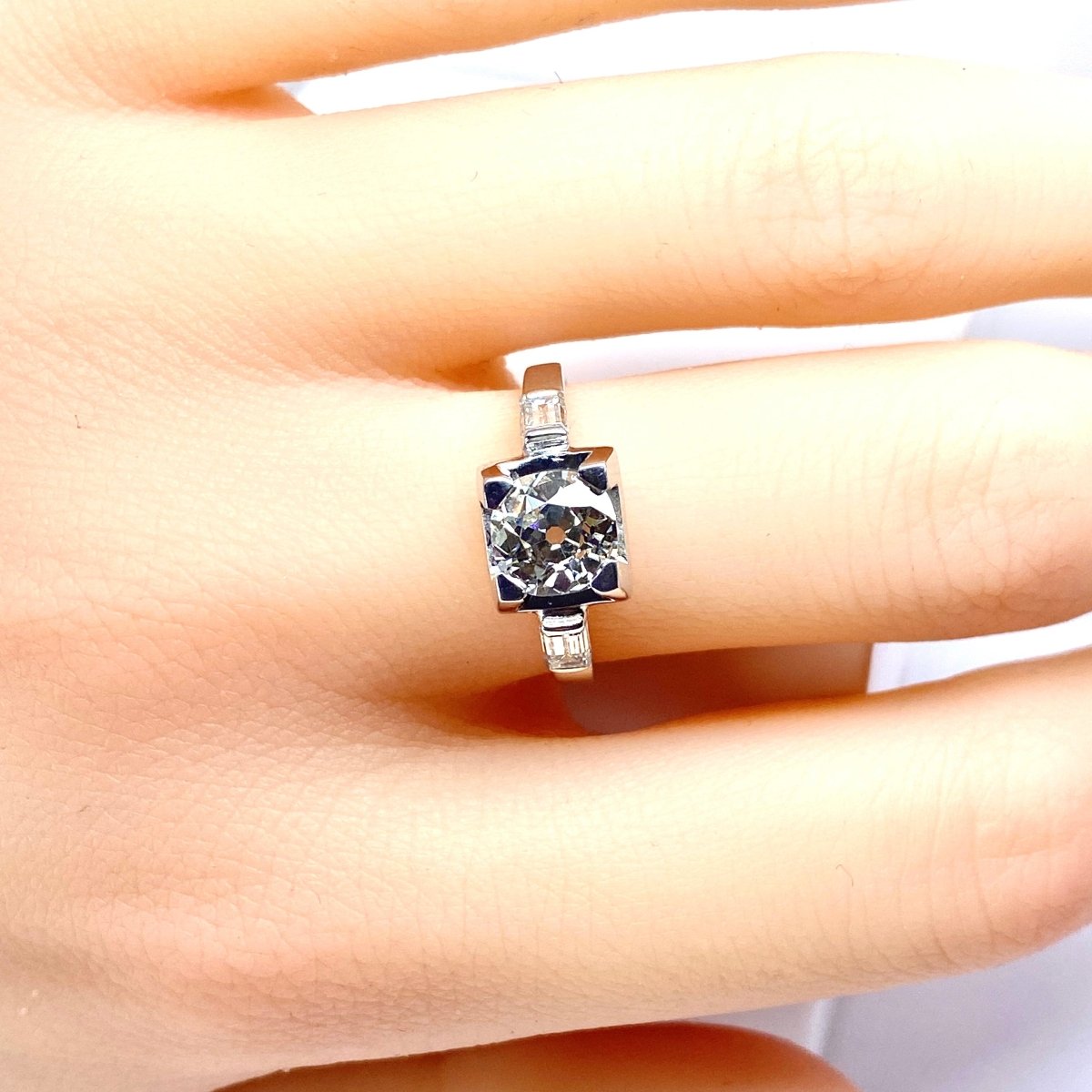 Bague en or blanc, platine et diamants - Castafiore