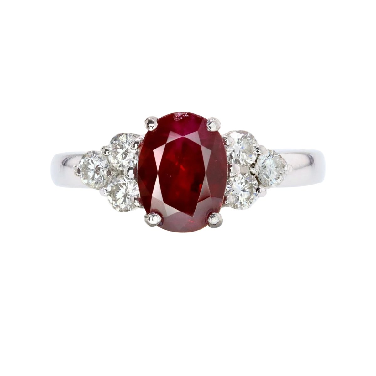 Ring ruby diamonds white gold
