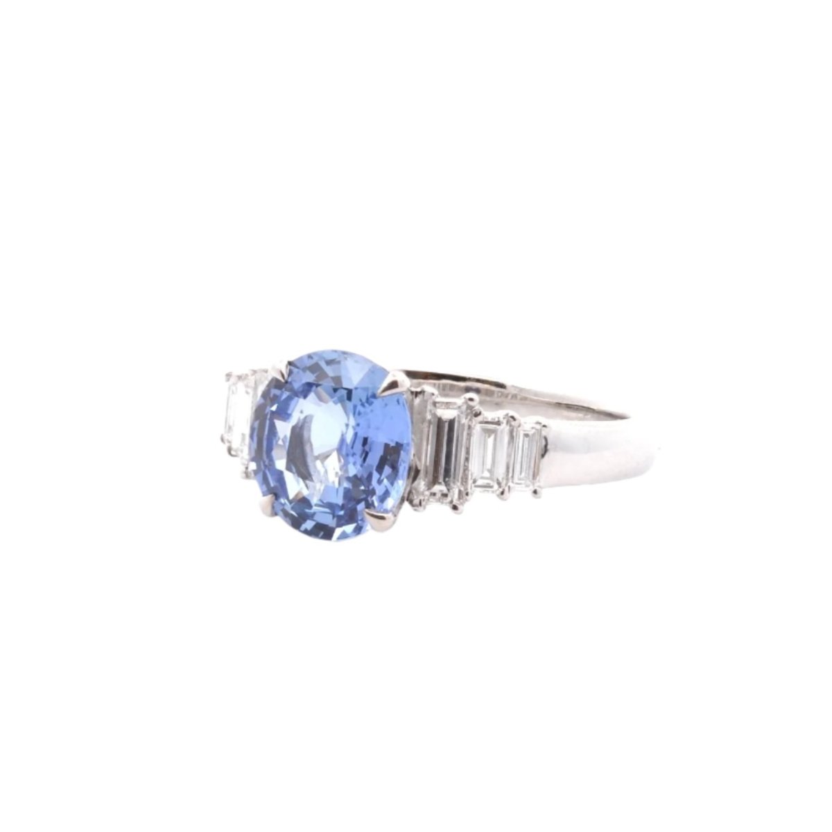 Bague en or blanc, saphir et diamants - Castafiore