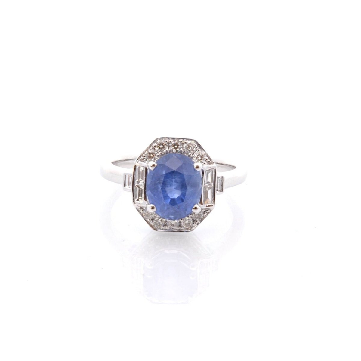 Bague en or blanc, saphir et diamants - Castafiore