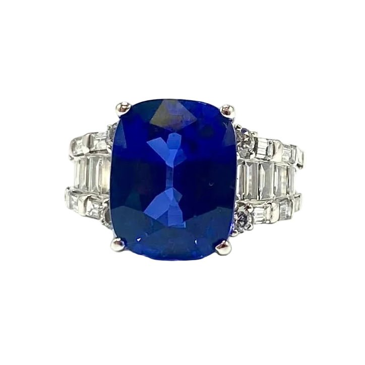 Bague en or blanc, saphir et diamants - Castafiore