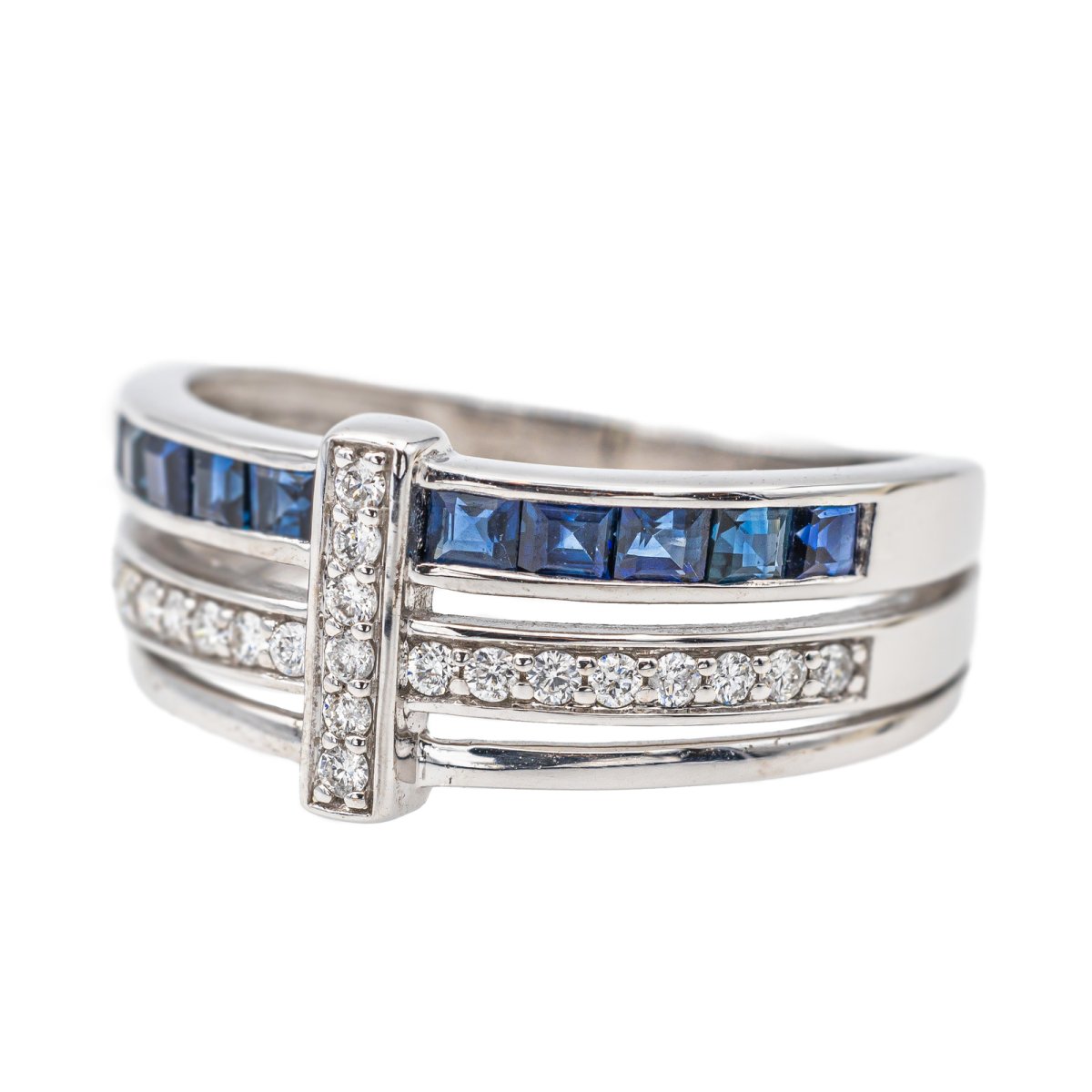 Bague en or blanc, saphirs et diamants - Castafiore