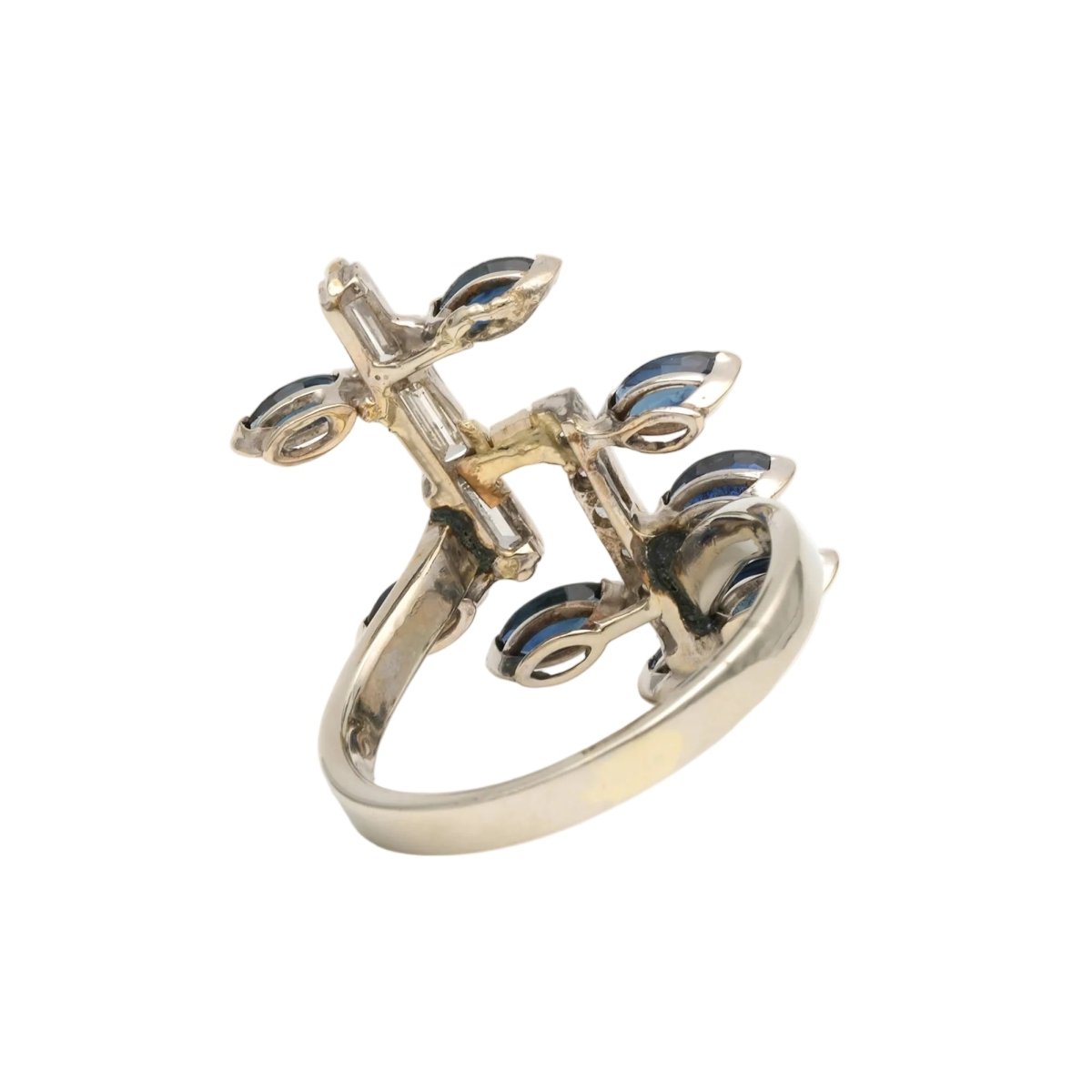 Bague en or blanc, saphirs et diamants - Castafiore