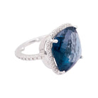 Bague en or blanc, topaze bleue et diamants - Castafiore