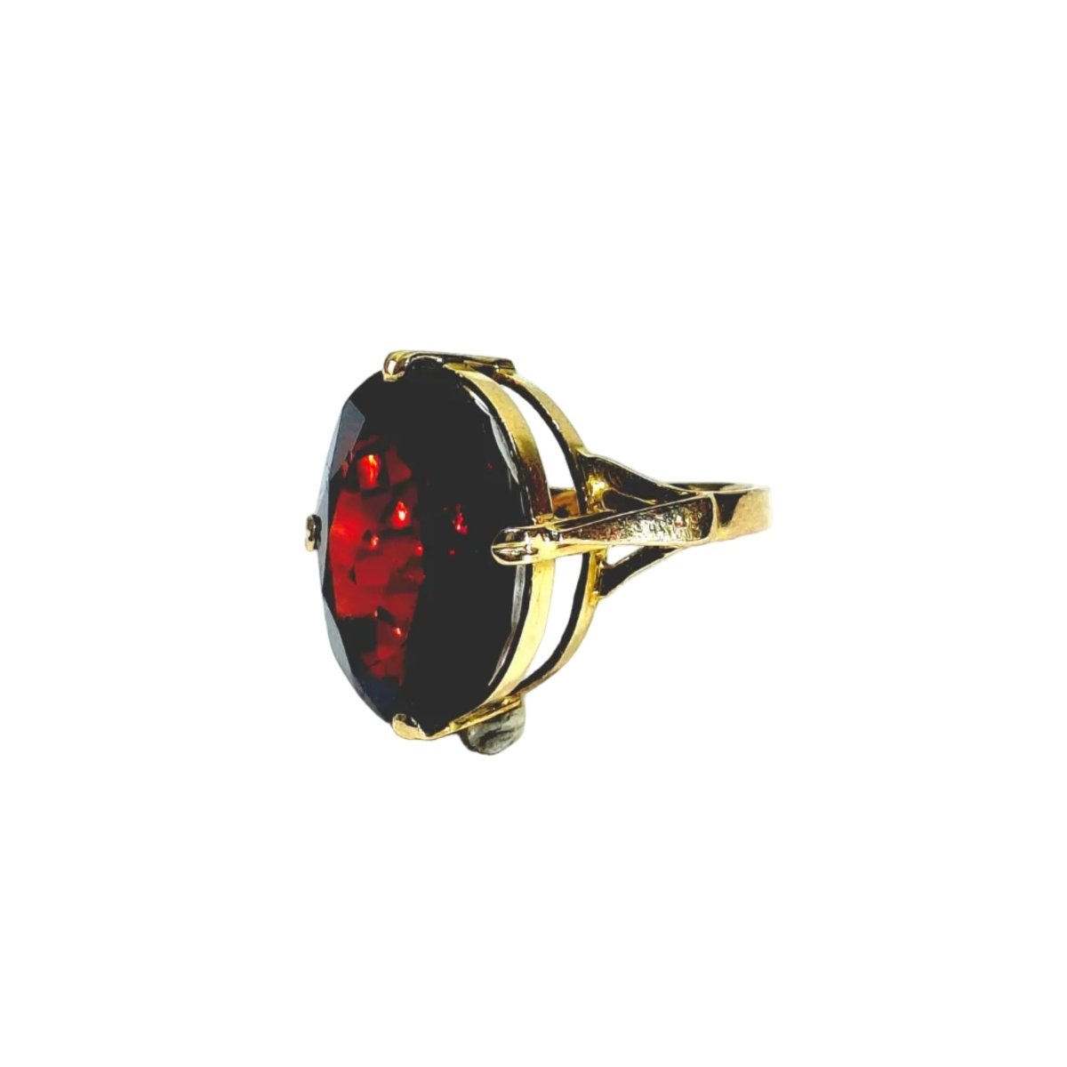 Bague en or champagne et grenat - Castafiore