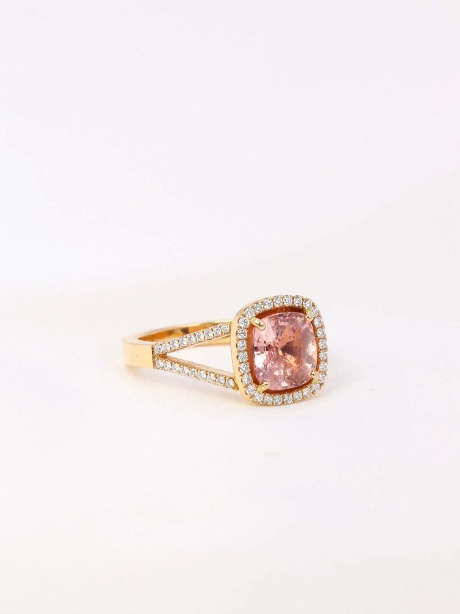 Bague en or, diamants et morganite taille coussin - Castafiore