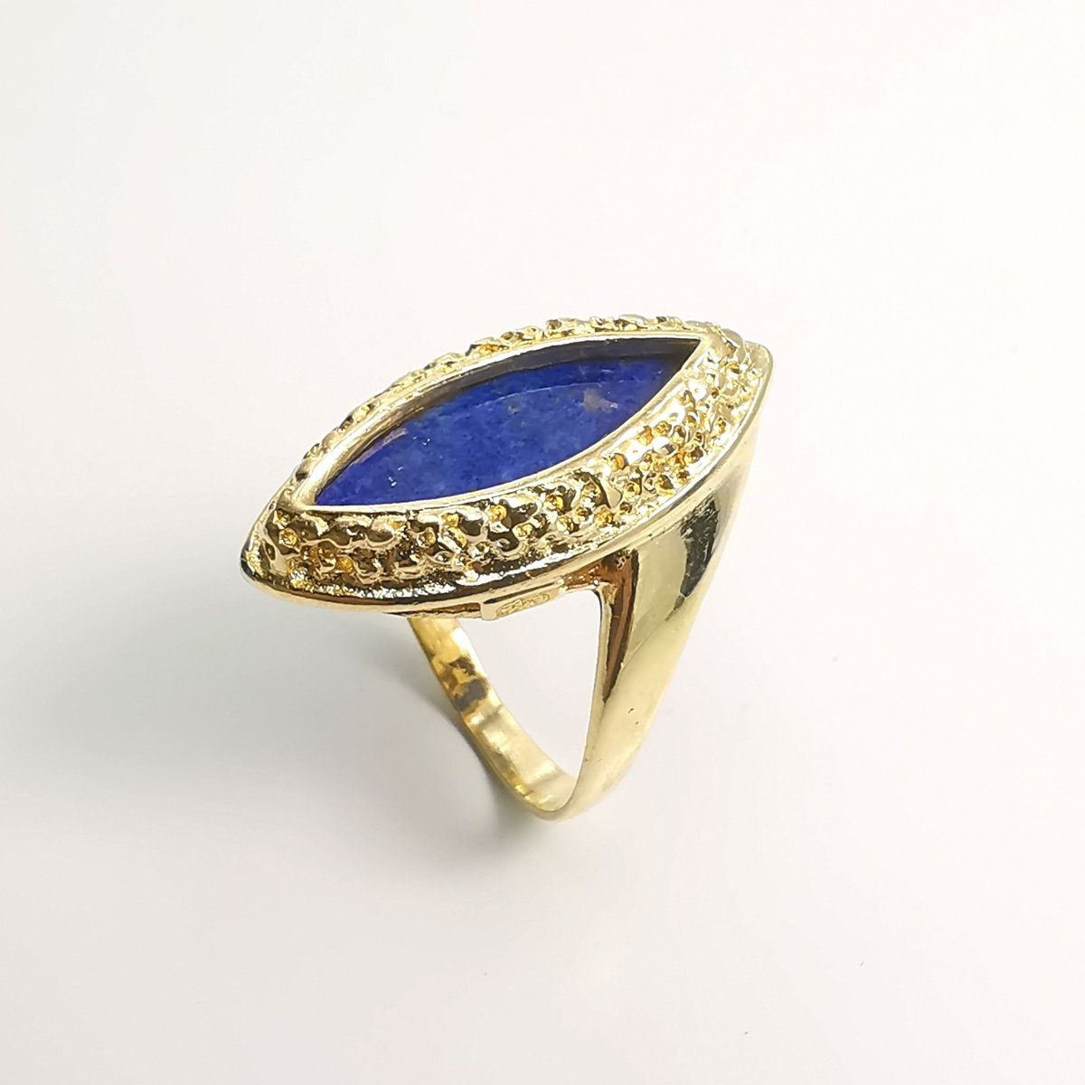 Bague en or et lapis lazuli - Castafiore