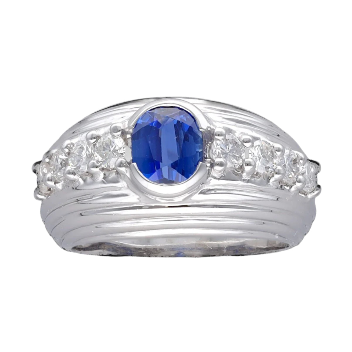 Bague en or gris 18k vers 1965 avec Saphir de Ceylan et Diamants - Castafiore