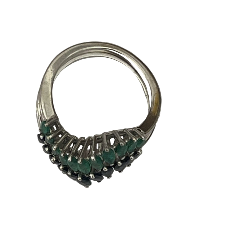 Bague en or gris saphirs émeraudes - Castafiore