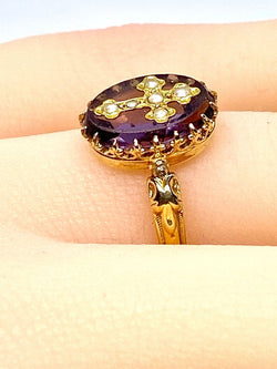 Bague en or jaune 18 carats avec croix en perles fines, vers 1880 - Castafiore